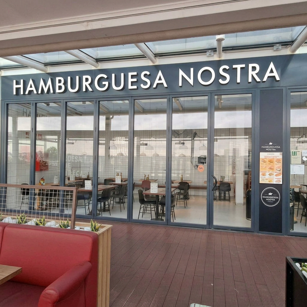 CENTRO COMERCIAL RÍO
